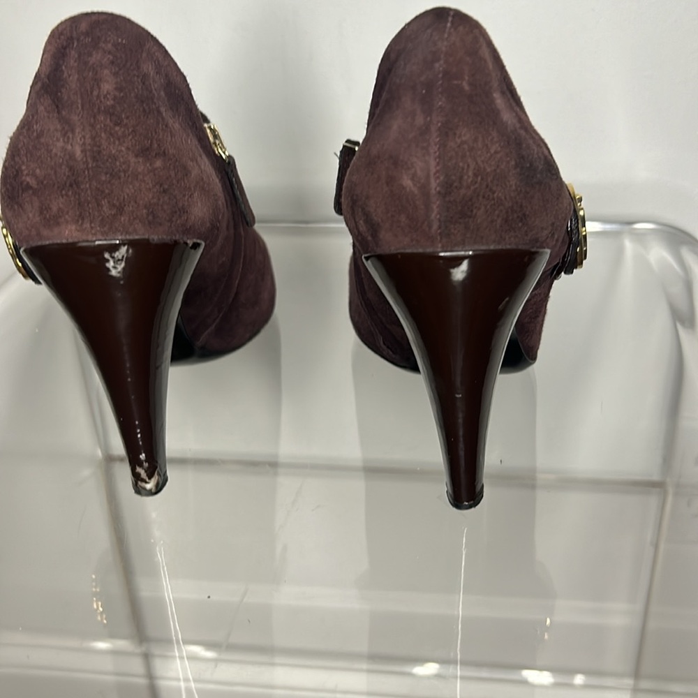 Gucci Shoes!! - Picture 4 of 12